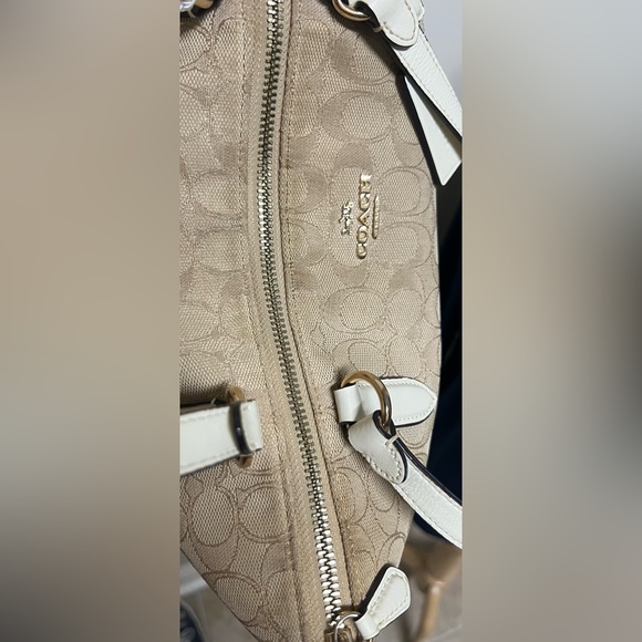 Coach Cream and White Shoulder Bag with Signature Monogram - Picture 11 of 13